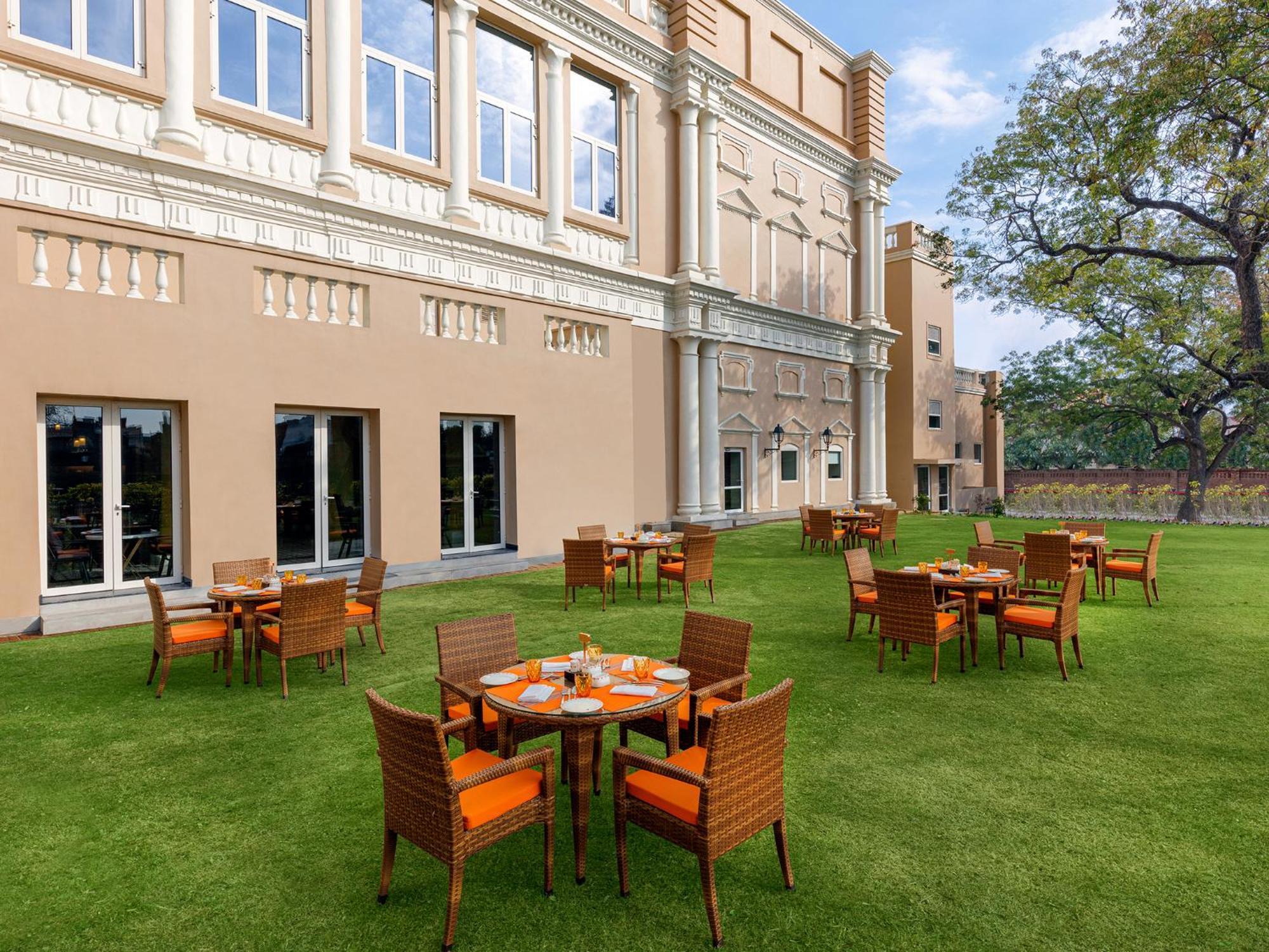 Welcomhotel By Itc Hotels, Raja Sansi, Амритсар Екстериор снимка